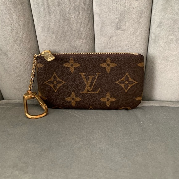 ❗️SOLD❗️BNIB Authentic LV monogram key pouch